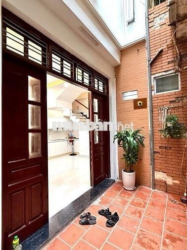 🚗🏡 NHÀ MỚI – TRUNG TÂM ĐỐNG ĐA – NGÕ THÔNG – 2 MẶT THOÁNG 🏡