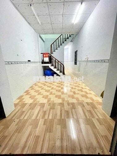 Nhà lầu 3 phòng hẻm ô tô Hoàng Quốc Việt