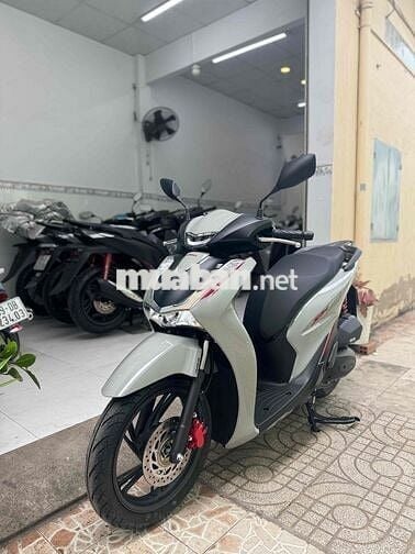 SH 125 ABS 2025 Xám Xi Măng odo 02km