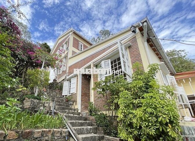 CHO THUÊ NHÀ SÂN VƯỜN GẦN NÚI Ở BẮC NHA TRANG GIÁ 20 TRIỆU/ THÁNG