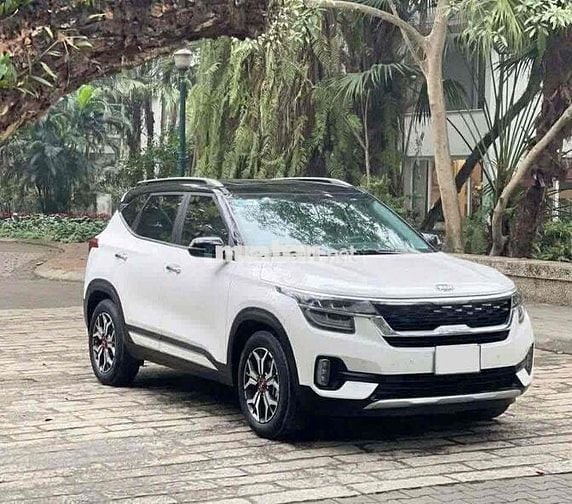 Kia Seltos 2021 Premium 1.4 AT - 50000 km