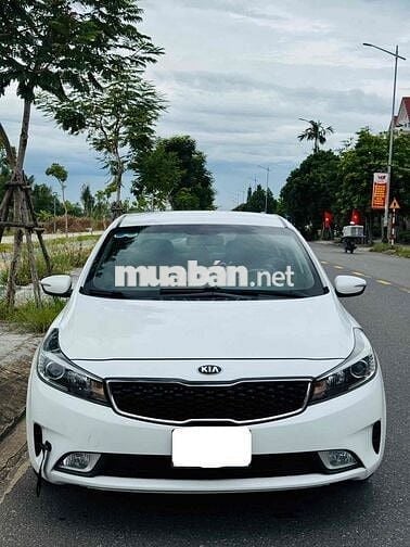 Kia Cerato 2016 1.6 MT