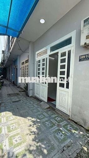 Nhã 1 Trệt, 1lầu, DT : 3.5mx7m=24m2. Sát MT Tô Ngọc Vân, ngay cây xăng