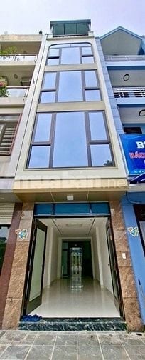 Nhà Mặt Phố Hiếm Có – Cho Thuê Hoặc KD – Thanh Khoản Nhanh 