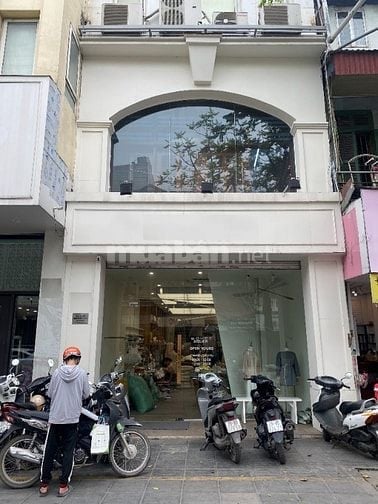 Cho thuê mặt phố LÒ ĐÚC 5.5 tầng 45tr thông sàn, 280m2 DTSD, vào ngay