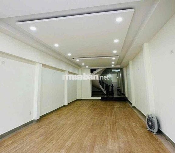 ✅ Cho thuê nhà 3 tầng mặt tiền : 30/4 , Hoà Cường