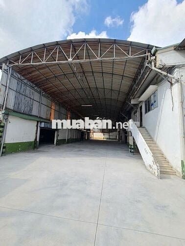Cho thuê kho xưởng 1.850m² mặt tiền Tỉnh lộ 10, Bình Tân, Giá 160tr/TH