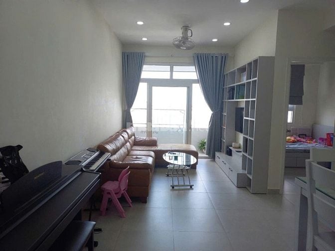 Chung cư Central Plaza,p3, TB: 77m2, 2PN, Tolet, Nội thất, 12tr5/th.