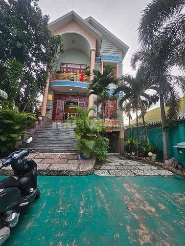 Bán gấp Biệt Thự 3 Tầng Đường Trần Văn Giàu Bình lợi Bình Chánh 