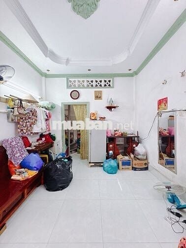 NHÀ ĐẸP Q4 - 2 TẦNG- 20m2 - KDC HIỆN HUỮ - GIÁ 2 TỶ NHỈNH