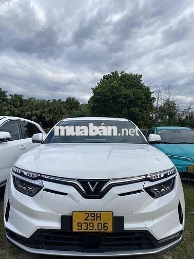 VinFast VF8 2023 Plus - 38000 km