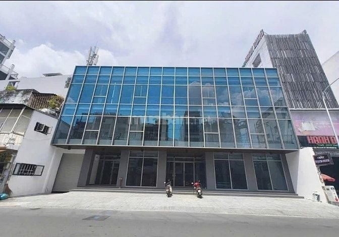 Cho Thuê Toà Nhà 22 Trần Huy Liệu, Phường 1, Quận Phú Nhuận- Ngang 24m