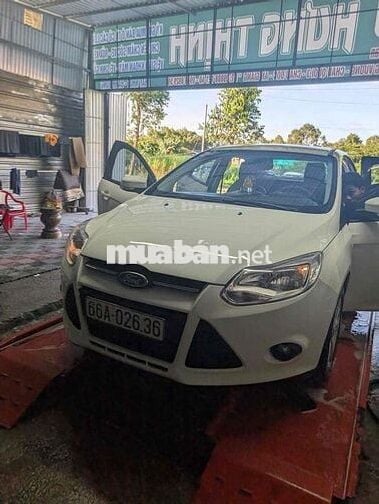 Ford Focus 2015 Trend 1.6 AT Sedan - 150000 km
