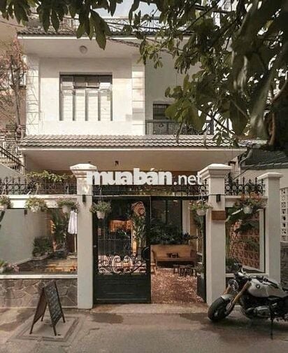 Biệt thự sân vườn cực HOT Nguyễn Bỉnh Khiêm Q1 Trệt Lầu ST chỉ 42tr