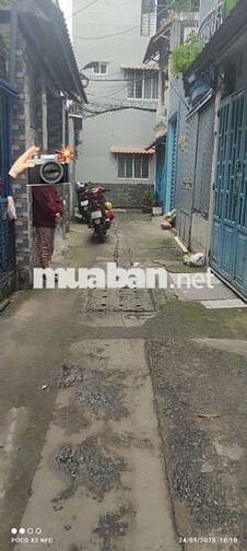 NHÀ NGỘP BÁN GẤP NHÀ HẺM 30LÂM VĂN BỀN,QUẬN 7 ,DT:35M2-3PN-CHỈ HƠN 3TỶ