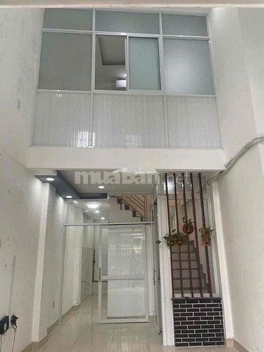 Cho thuê Hẻm NC giá rẻ,đường Hòa Hưng, phường 13, quận 10, Giá 11Tr