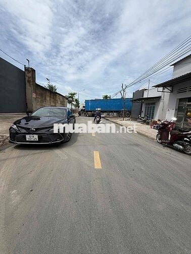 BẤN ĐẤT BÌNH NHÂM (5x22) ĐƯỜNG BÊ TÔNG
