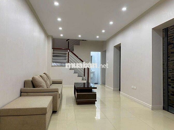 Chính chủ bán nhà phố Đào Tấn, diện tích 50m2, 3 tầng, giá 6,5 tỷ