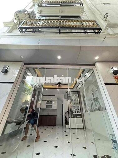 Nhỉnh 6 tỷ có nhà đầu cổ nhuế Sẵn sổ giao dịch trong ngày