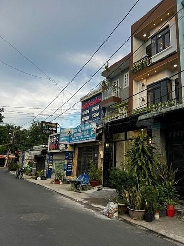 BÁN NHÀ MT HM 3 TẦNG ĐẸP – SỔ HỒNG RIÊNG – VÀO Ở NGAY