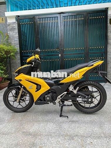 Winner X cuối 2023 lướt 1000 km. Chắc hiếm