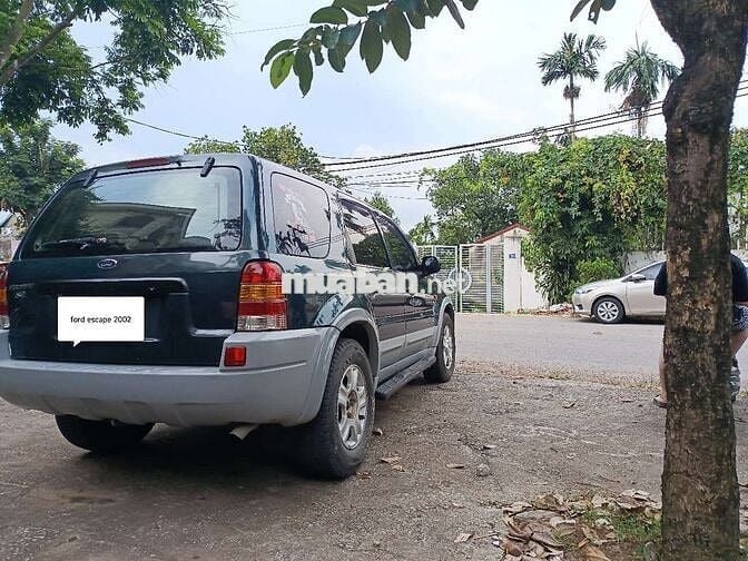 Ford escape số tự động bền lành tiền ít thịt nhiều