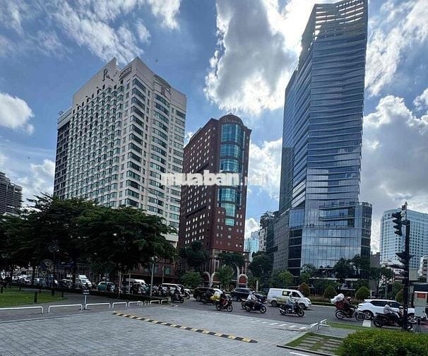 Siêu phẩm căn góc 3 mặt, ngay chợ Đóng Đa, kinh doanh đỉnh. ✔️DT: 134m