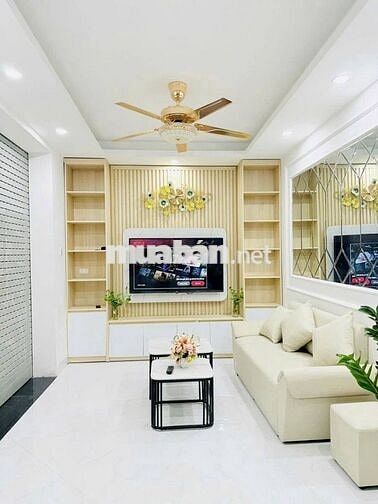 NHÀ PHỐ CẦU GIẤY - GIÁ *** KHU VỰC - NGÕ THÔNG - MT RỘNG THOÁNG