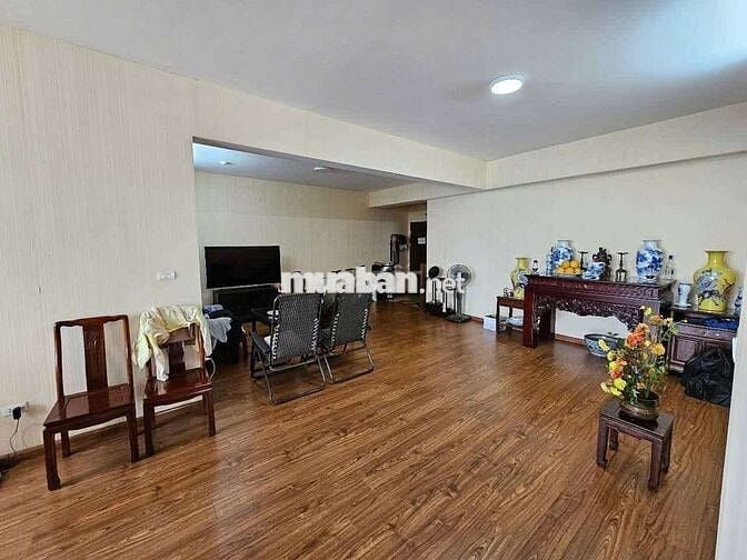 Bán CC Handico 30, 94m2, Căn góc, Full nội thất, Quang Trung