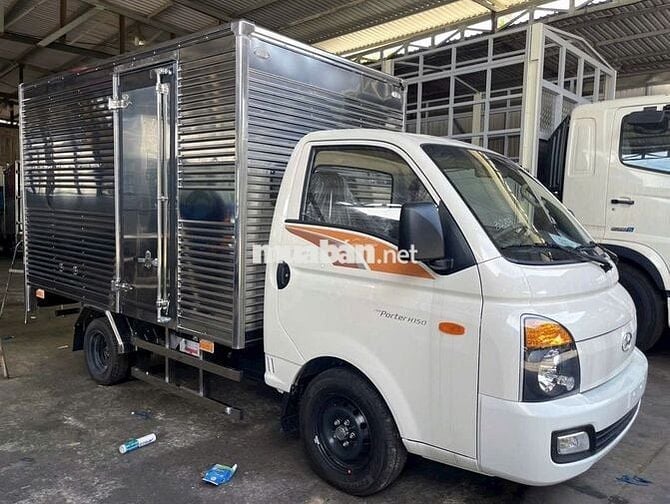 Hyundai H 1 2025