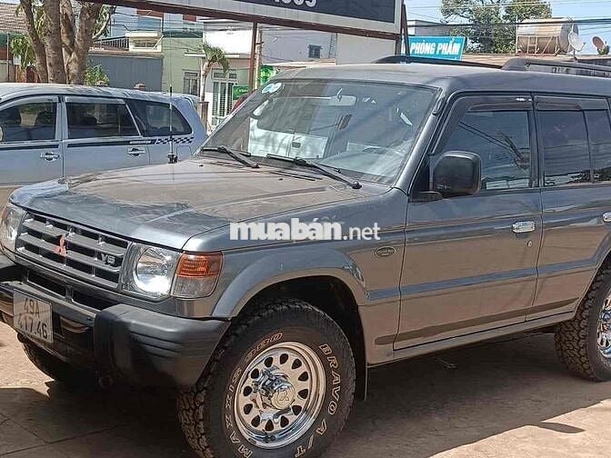 Mitsubishi Pajero 2004 - 400000 km