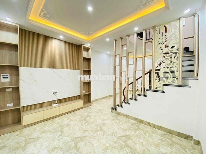 HÀNG HIẾM! SIÊU PHẨM CẦU GIẤY, 6 TẦNG, GẦN PHỐ, 2 THOÁNG, KINH DOANH