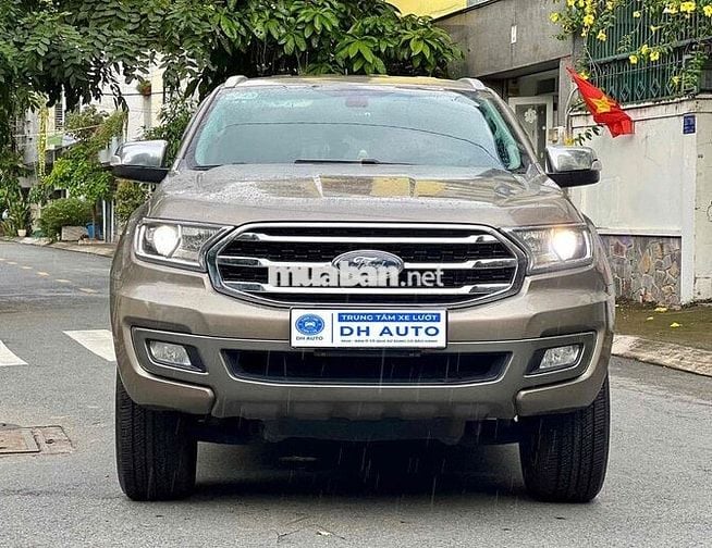Ford Everest 2018 Trend 2.0L 4x2 AT - 76000 km