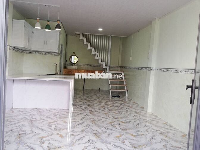 Nhà một trệt, một gác suốt 28m2, 2 phòng ngủ, Tân Thạnh Đông, Củ Chi