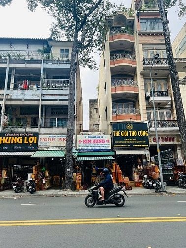 Bán Mặt Tiền Huyết Mạch Nguyễn CHí Thanh Q5