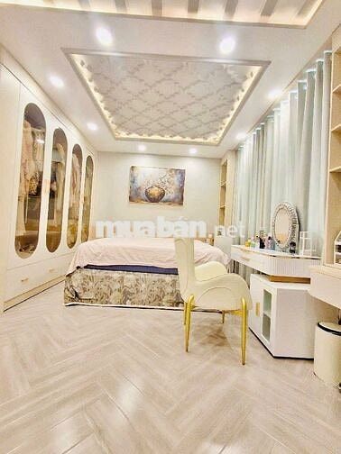 SIÊU PHẨM NHÀ PHỐ HIỆN ĐẠI – FULL NỘI THẤT CAO CẤP –3 LẦU – NGANG 5,5M