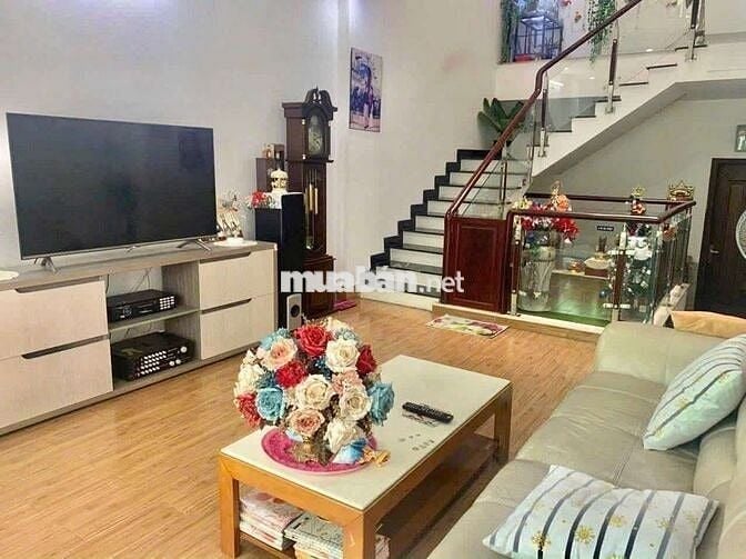 Nhà Full Nội Thất 1 Trệt 3 Lầu 5PN 4x18m Khu Công Ích Phạm Hữu Lầu