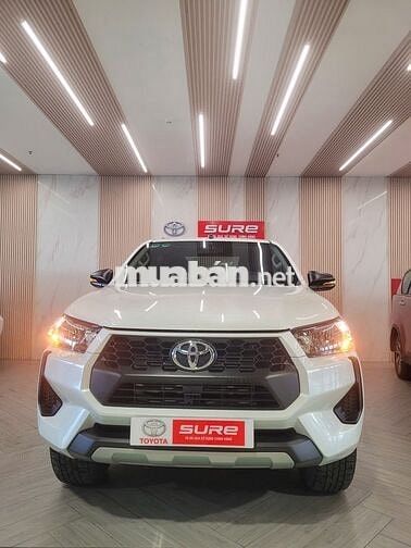 Toyota Hilux 2025 2.4L 4x4 MT - 4000 km