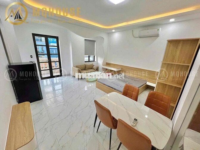 CHO THUÊ CĂN HỘ FULL NỘI THẤT CỬA SỔ BAN CÔNG VĨNH KHÁNH QUẬN 4