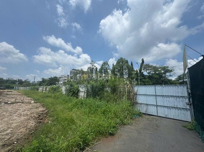 Bán 2 lô liền kề dự án Tân Tạo, mặt tiền đường Nguyễn Hoàng, P. An Phú
