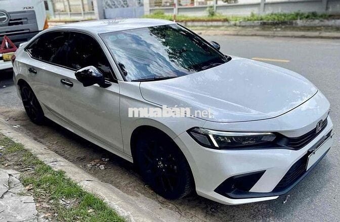 Honda Civic 2023 RS 1.5 AT - 20000 km