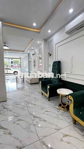 cần bán nhà thích hợp làm văn phòng nha khoa