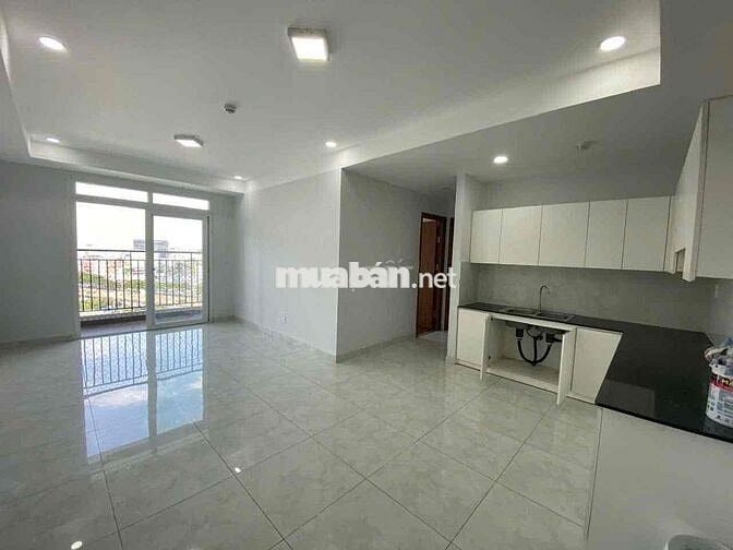Căn diện tích lón có ban công tại Felisa Riverside, gần trung tâm