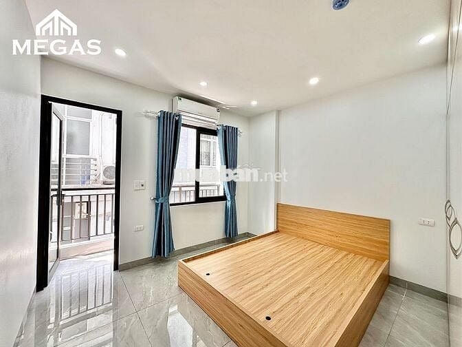 CHO THUÊ CĂN HỘ STUDIO ĐẸP BAN CÔNG THOÁNG NGAY ĐẠI LỘ THĂNG LONG