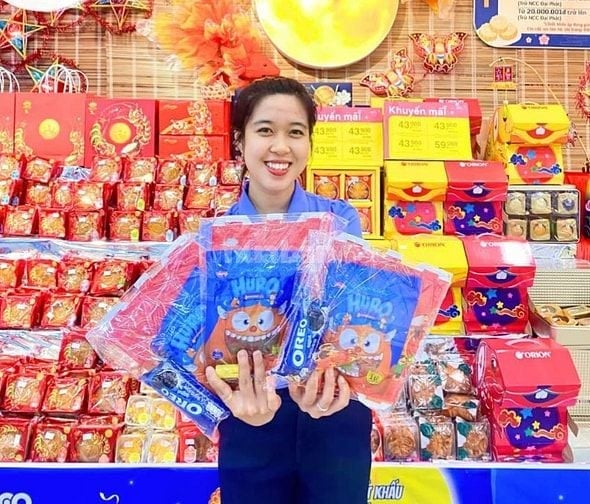 Cần Tuyển NV ,Cho Cửa Hàng ,Vị Trí Bán Hàng,Thu Ngân, Tạp Vụ, Bảo Vệ 