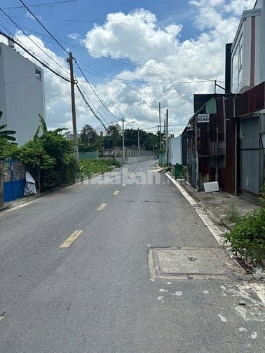 CẦN BÁN GẤP LÔ ĐẤT DT XÂY NHÀ CỰC ĐẸP