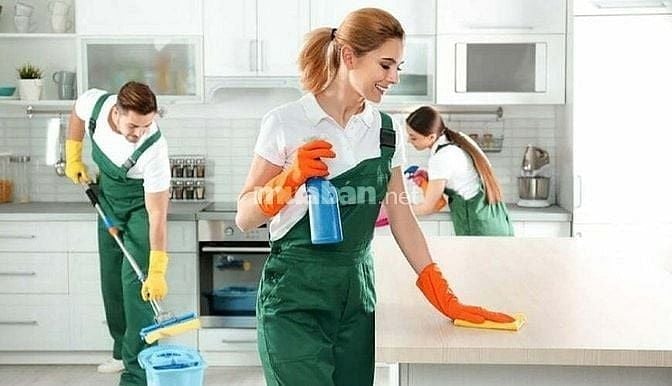 Tuyển gấp 2 Chị : Tạp Vụ , Lau Chùi Dọn Dẹp  ( Quận 8 )