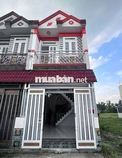 NHÀ LẦU 4M - 10M HÓC MÔN 320 TRIỆU KHÔNG TRANH CHẤP