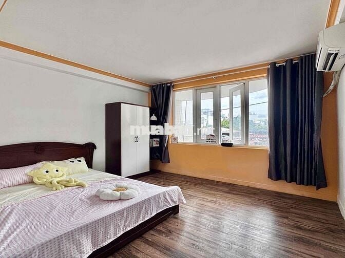 Nhà cho thuê full nội thất cực rộng 2PN - 1PK (tách bếp) ngay Cộng Hoà
