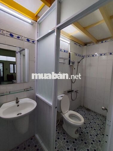Nhà cho thuê khu vực Hàng Xanh